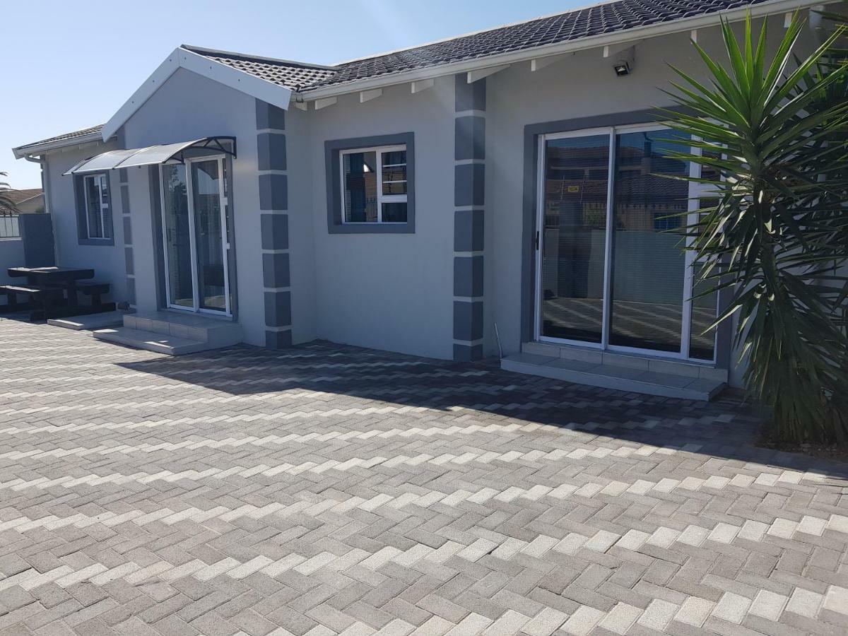 Me Casa Self Catering Apartman Port Elizabeth Kültér fotó